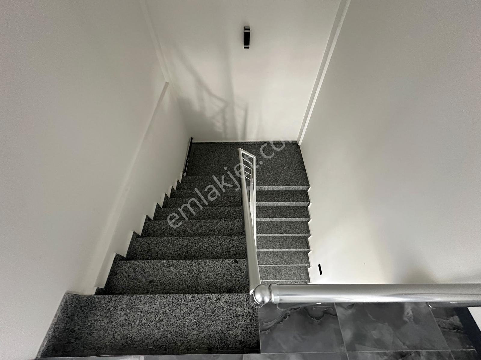 Adalet Mahallesine Komşu 5+1 340 M2 Satılık Müstakil - Görsel 11