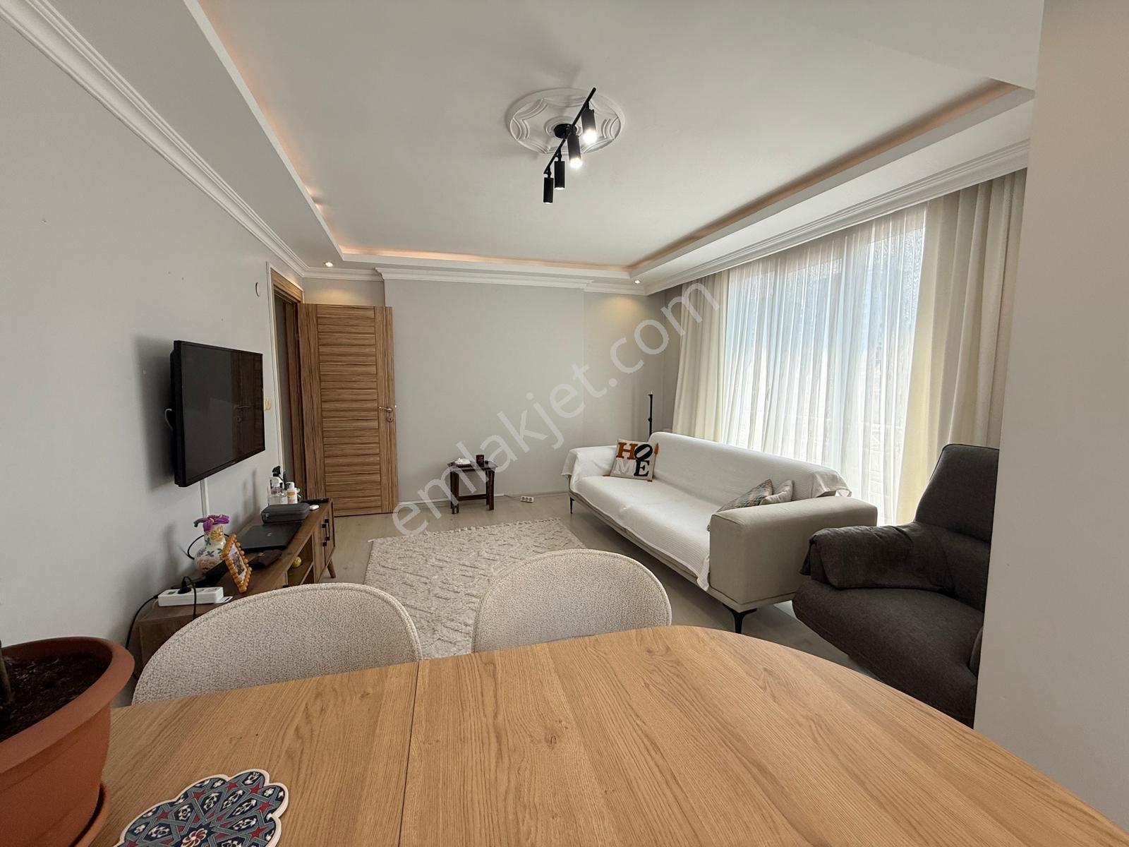 Alibeyköy / Çırçır Mahallesin'de M7 Metroya Yakın 2+1/ 90 M2 Kat/3 - Görsel 3