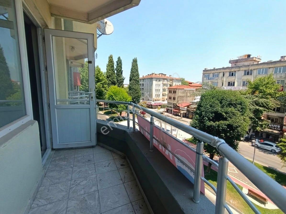 Kurtuluş Mahallesi 3+1 Geniş Ferah Kiralık Daire Şehrin Merkezinde - Görsel 4
