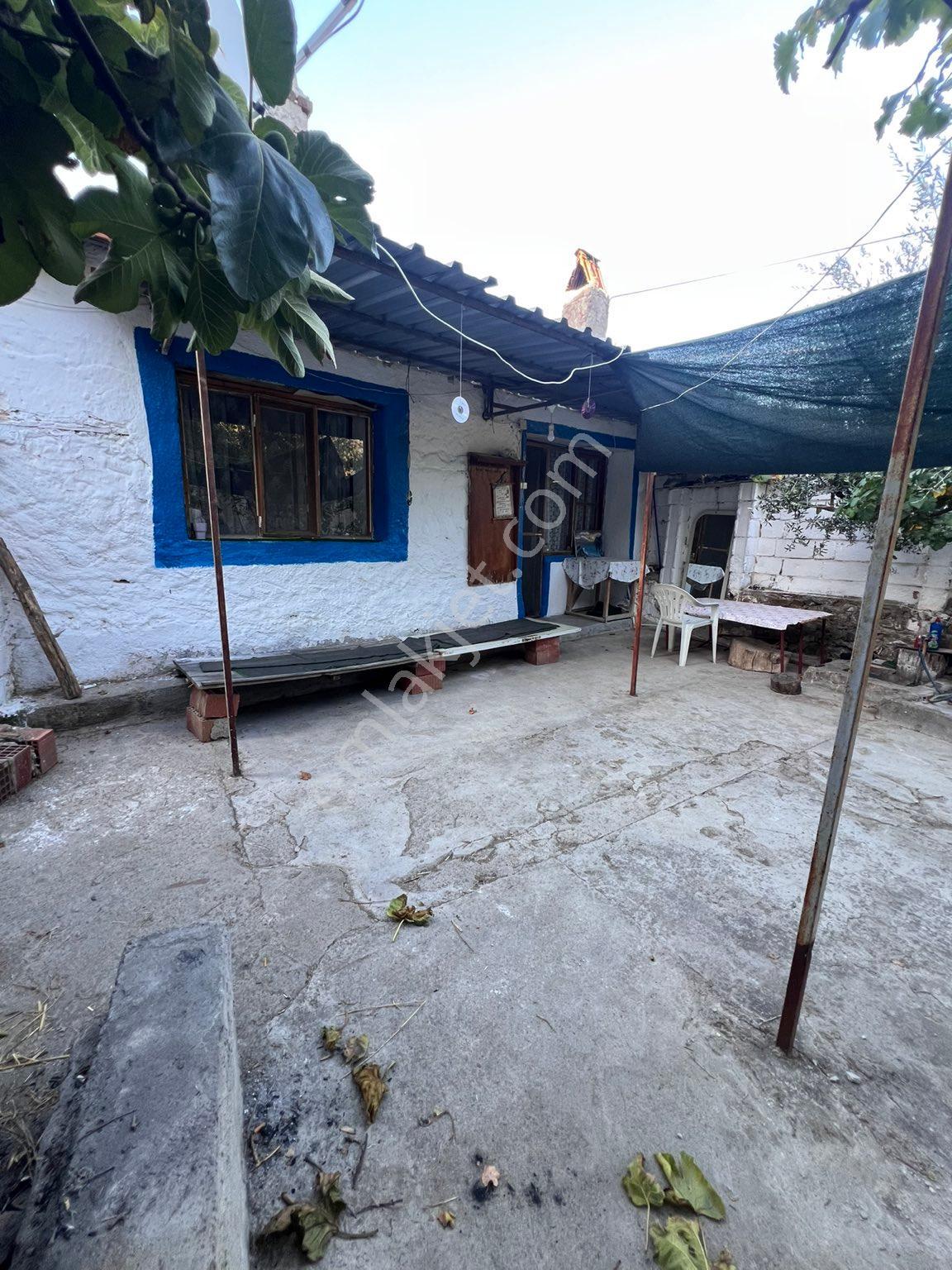 Havran Küçükdere’de 408 M² Bahçeli, Doğa Manzaralı Müstakil 2+1 Köy Evi - Görsel 22