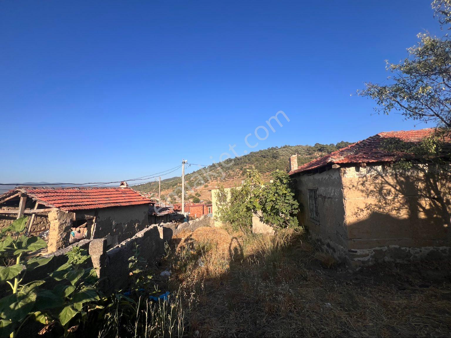 Havran Küçükdere’de 408 M² Bahçeli, Doğa Manzaralı Müstakil 2+1 Köy Evi - Görsel 16