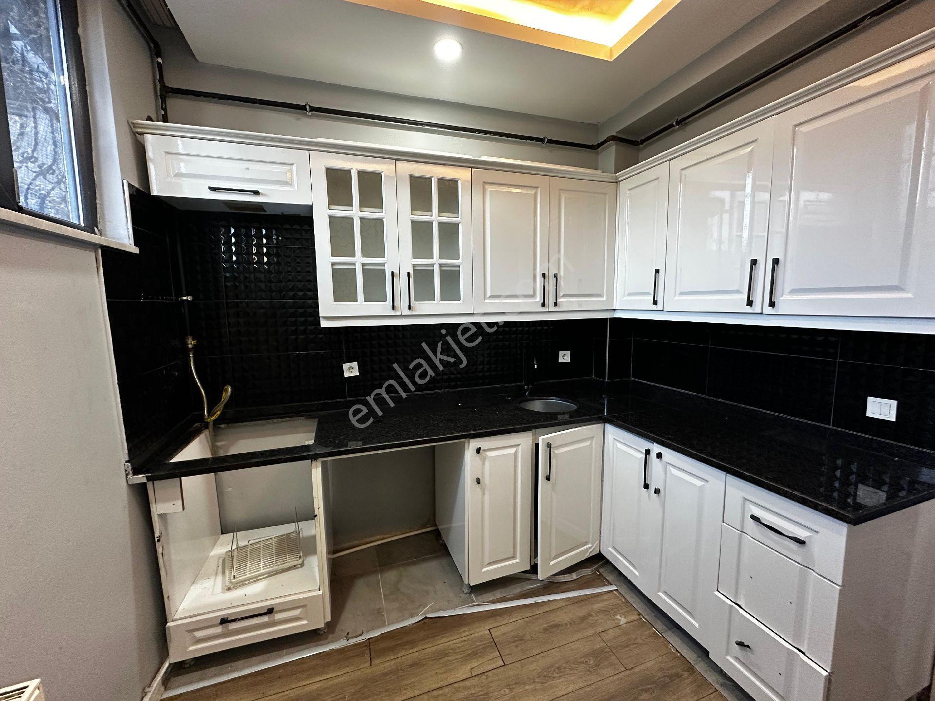 Arnavutköy Boğazköy İstiklalde Satılık 2+1 Bahçe Kat Daire - Görsel 5