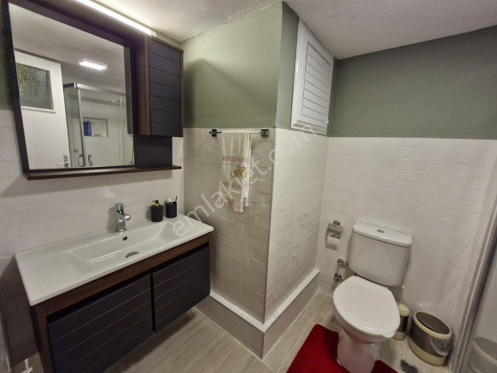 Bostanlı Da Full Eşyalı 3+1 Köşe Arakat Kiralık Daire Mkd Emlak - Görsel 14