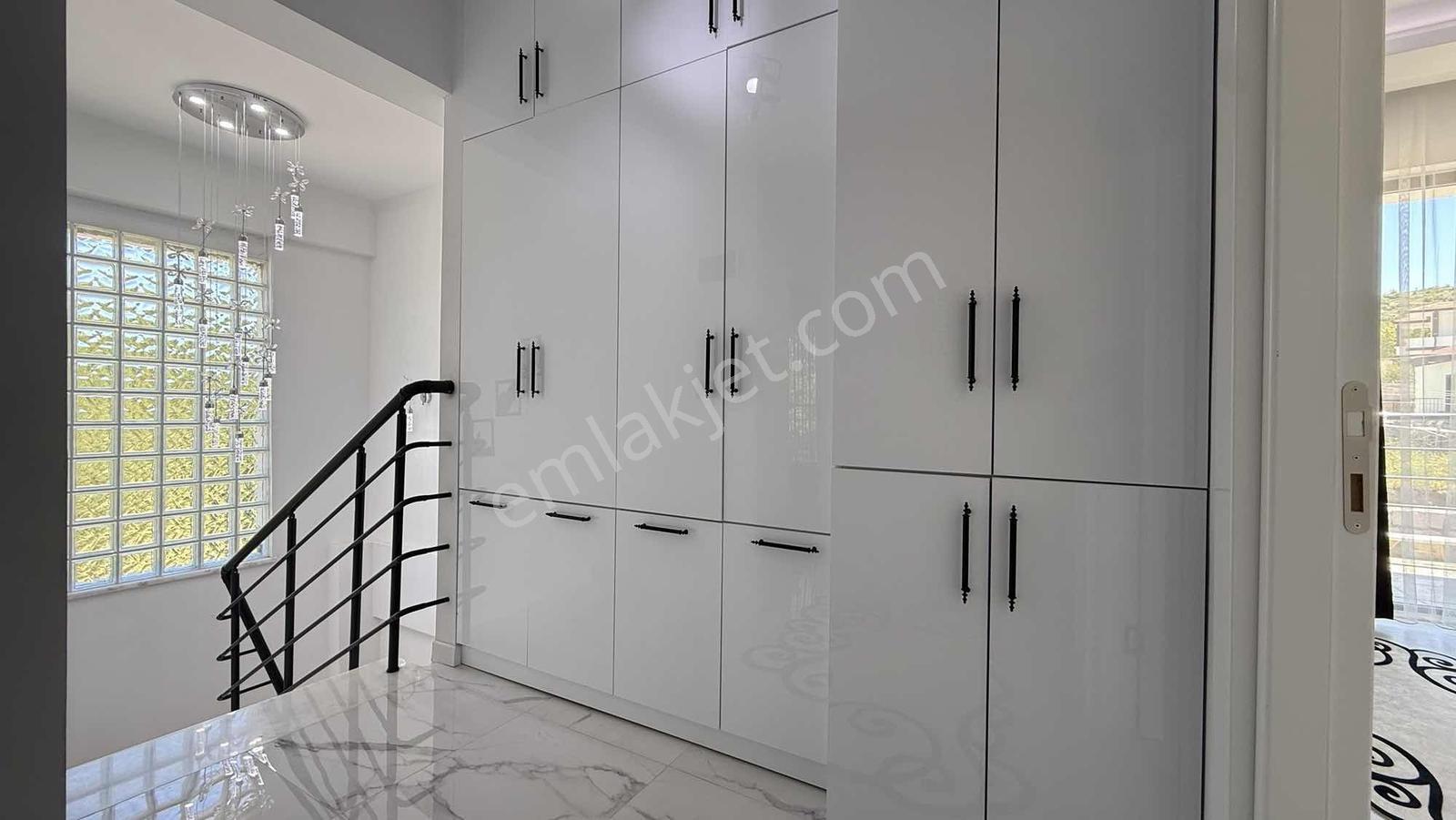 Hacılar Aşağı Mah. 4+1 Özel Yapım Villa - Görsel 31