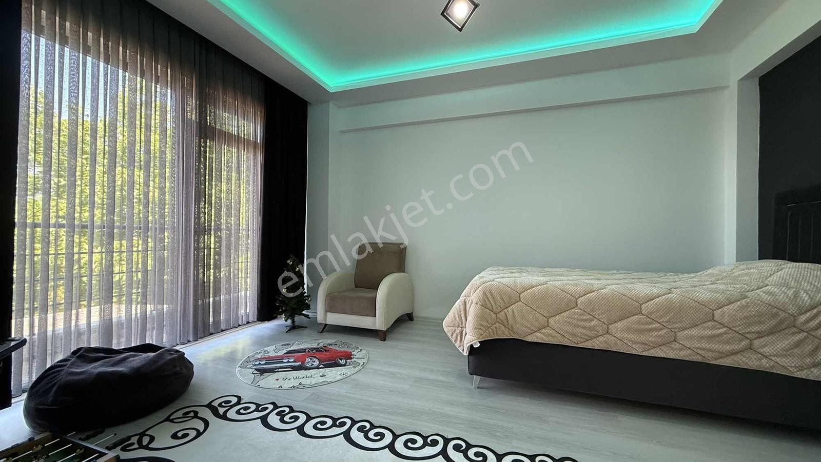 Hacılar Aşağı Mah. 4+1 Özel Yapım Villa - Görsel 32