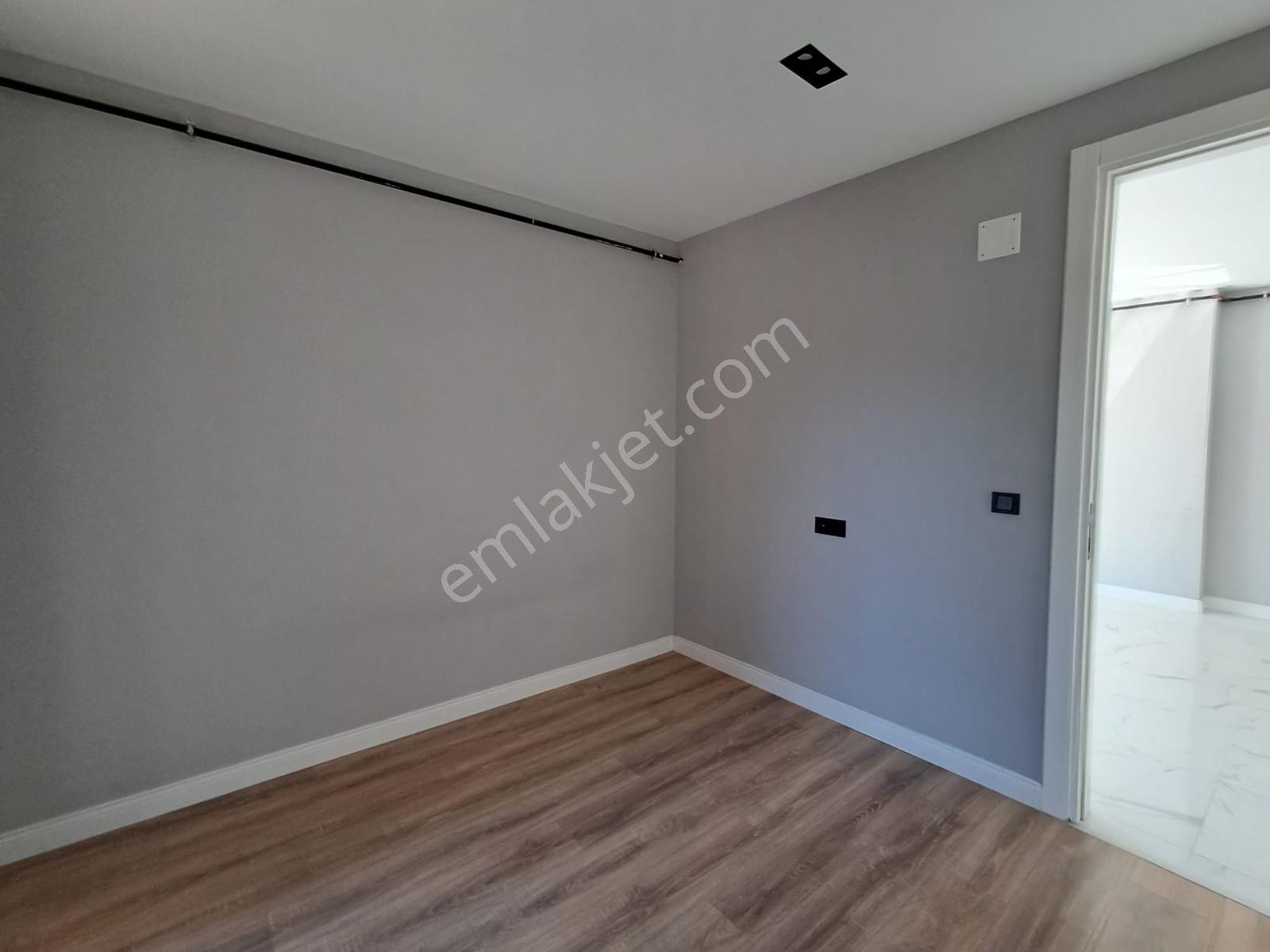 Samsun Atakum Esenevler Eşyasız Bina Tramvaya Cephe 1+1 Kiralık - Görsel 3