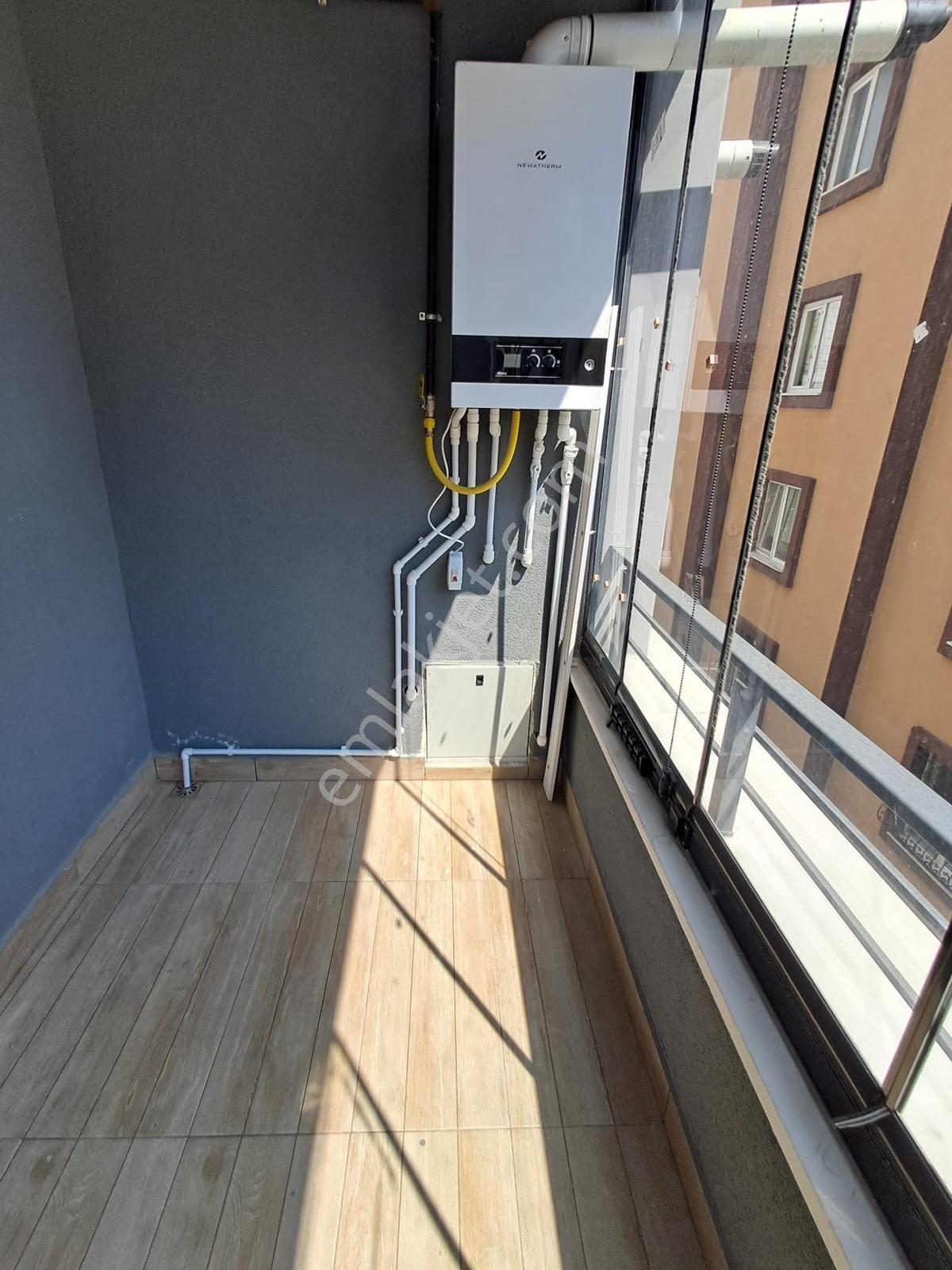 Samsun Atakum Esenevler Eşyasız Bina Tramvaya Cephe 1+1 Kiralık - Görsel 6