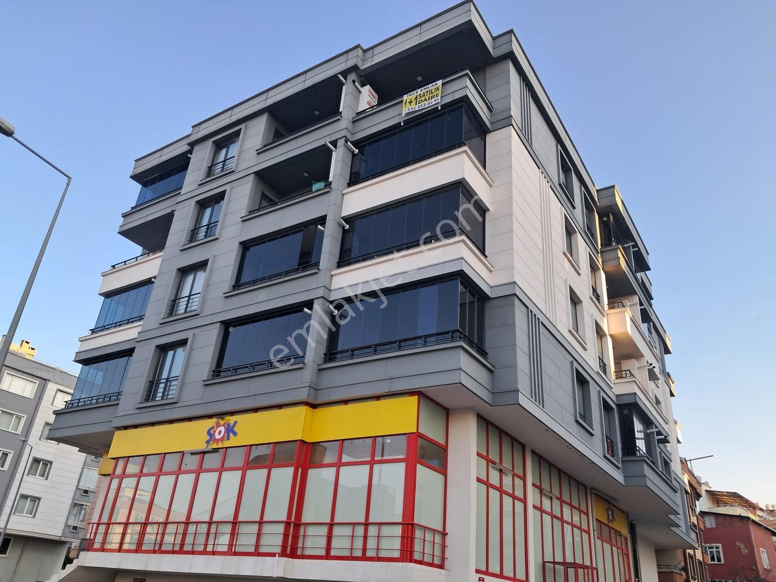 Samsun Atakum Esenevler Eşyasız Bina Tramvaya Cephe 1+1 Kiralık