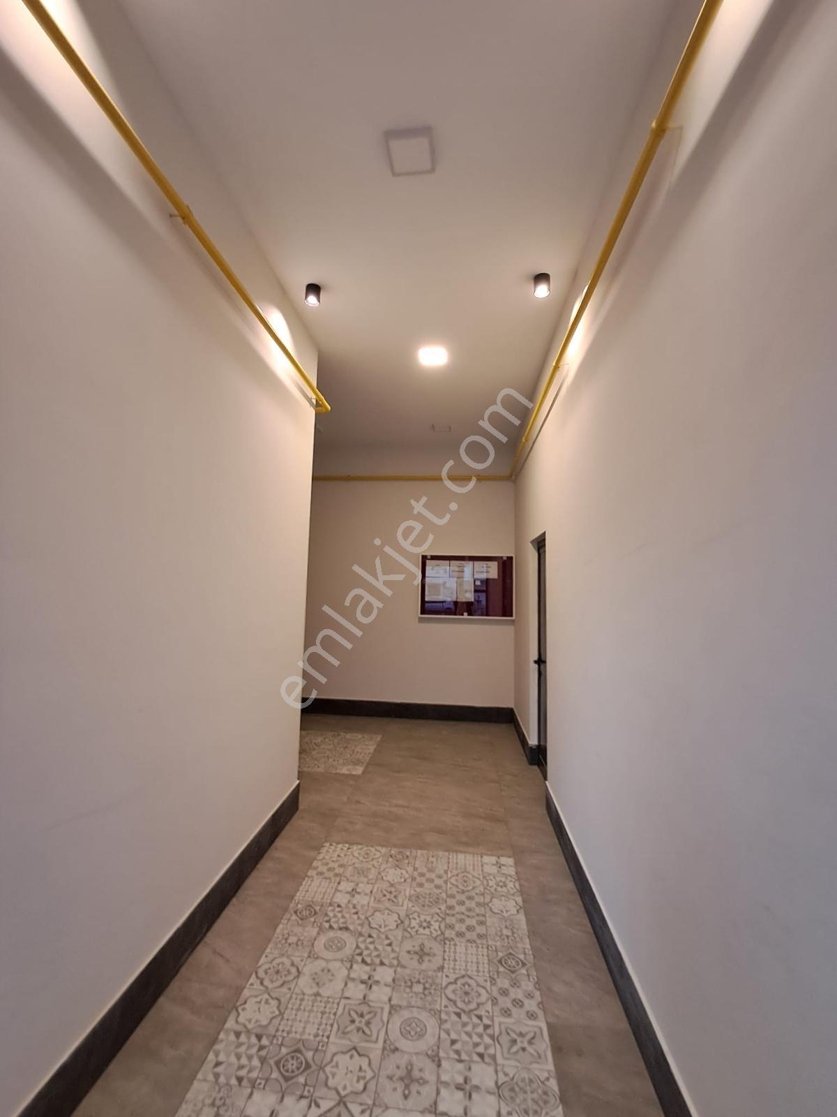 Samsun Atakum Esenevler Eşyasız Bina Tramvaya Cephe 1+1 Kiralık - Görsel 19