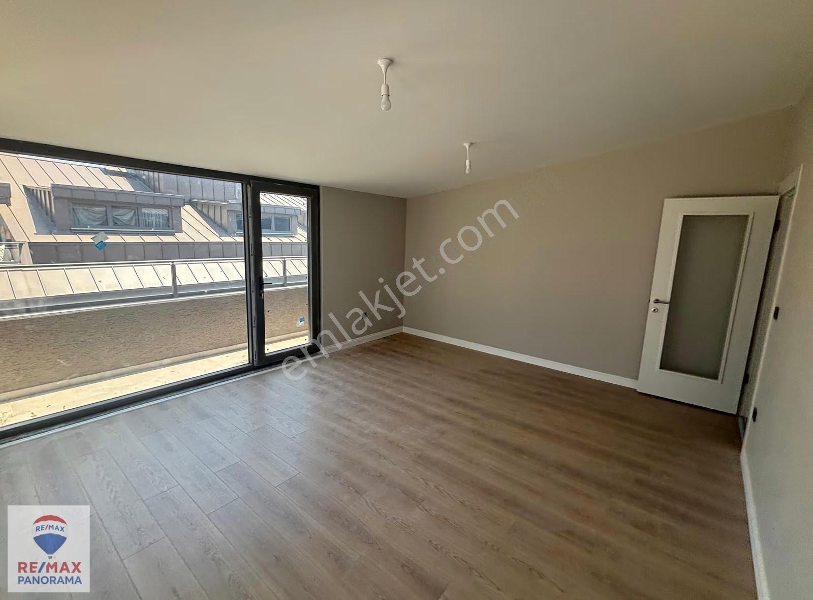 Meda Çengelköy'de Kiralık 4+1 Teraslı Dublex Daire - Görsel 28