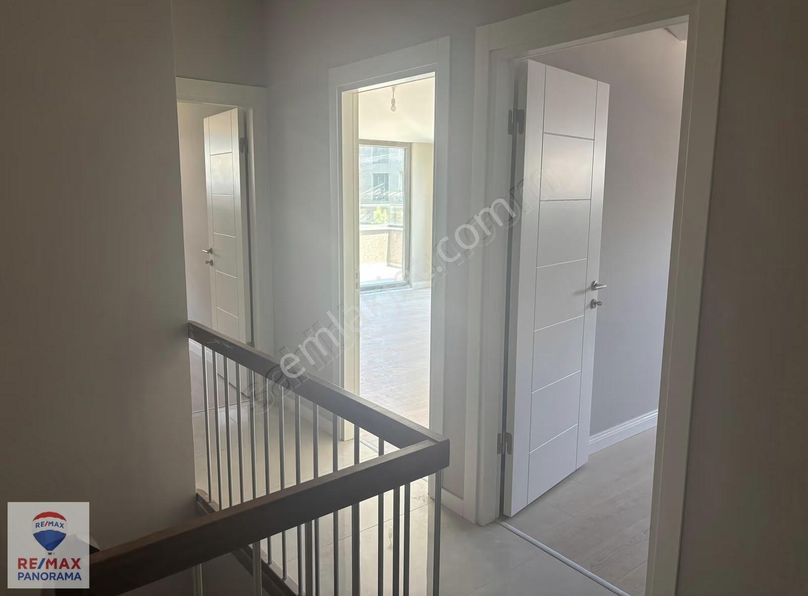 Meda Çengelköy'de Kiralık 4+1 Teraslı Dublex Daire - Görsel 22