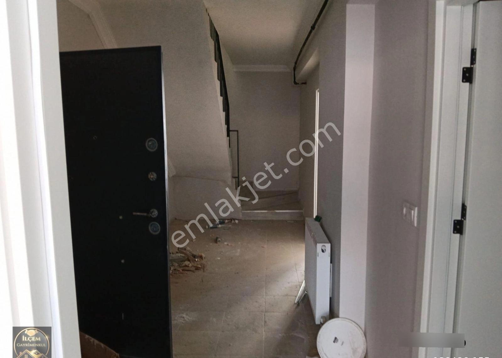 Karamürsel Sarıkumda Satılık 160 M2 Dübleks Daire - Görsel 9