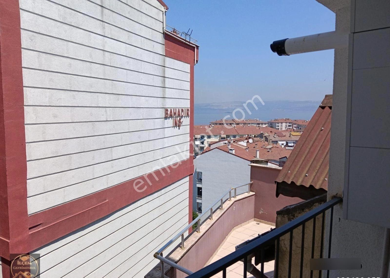 Karamürsel Sarıkumda Satılık 160 M2 Dübleks Daire - Görsel 5