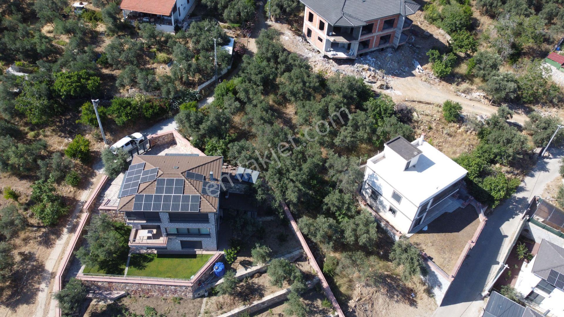 Edremit Pınarbaşı'nda Full Körfez Manzaralı %40 İmarlı 642 M² Villalık Fırsat Arsa - Görsel 2