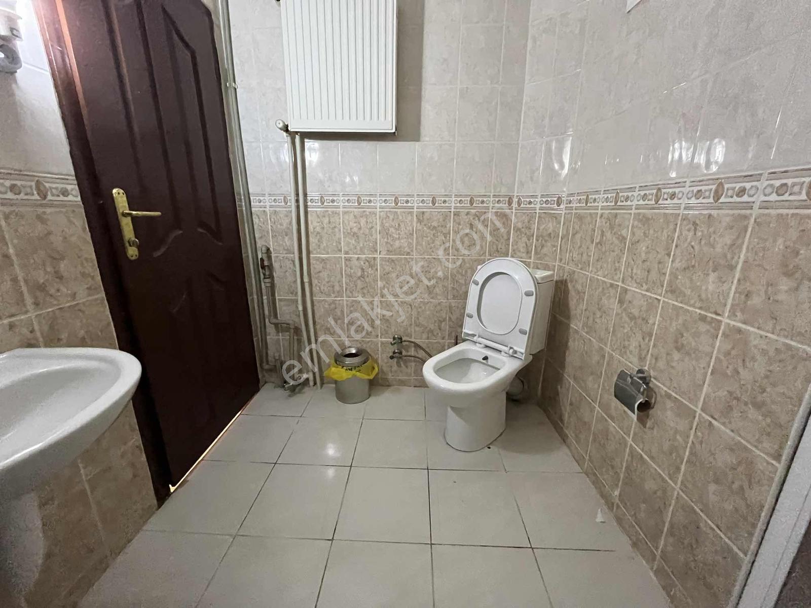 Cumhuriyet Gayrimenkulden 1+1 Full Eşyalı Daire - Görsel 28
