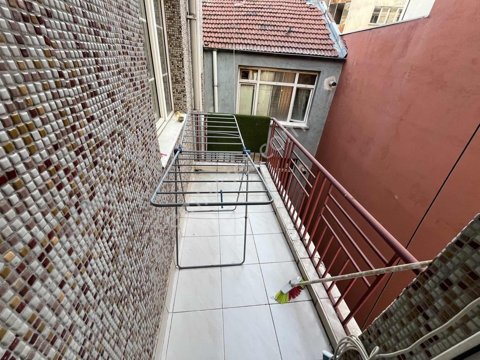 Cumhuriyet Gayrimenkulden 1+1 Full Eşyalı Daire - Görsel 27
