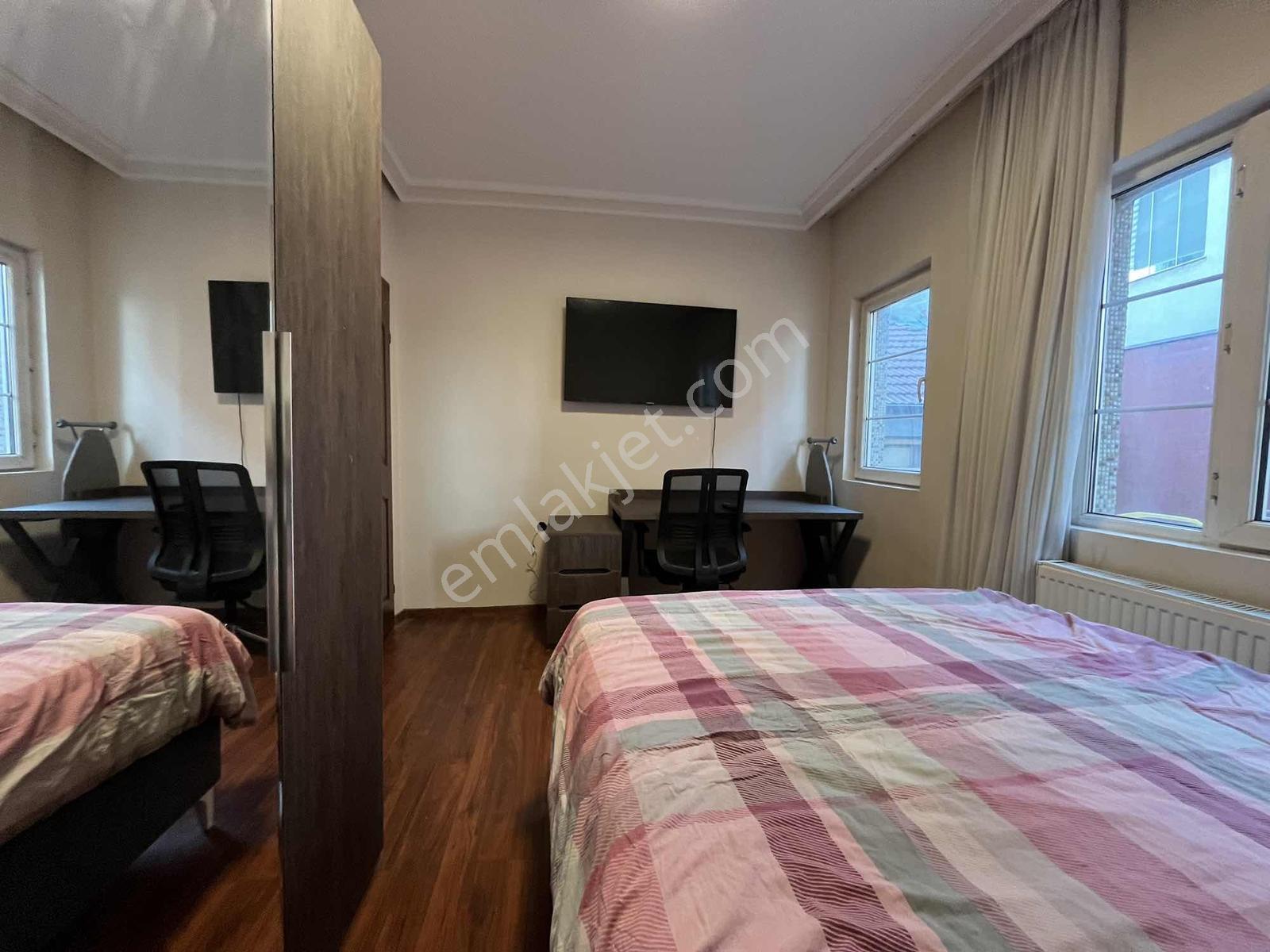 Cumhuriyet Gayrimenkulden 1+1 Full Eşyalı Daire - Görsel 21