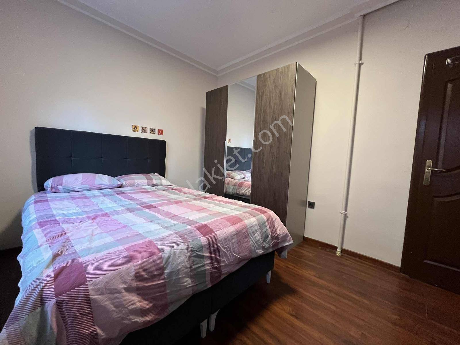 Cumhuriyet Gayrimenkulden 1+1 Full Eşyalı Daire - Görsel 8