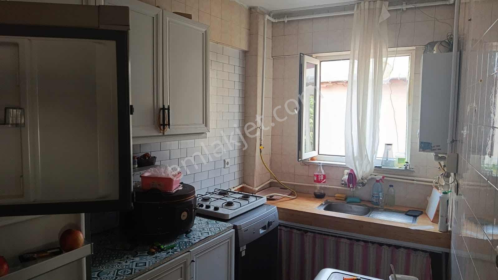 Eşyalı Kiralık Daire Hürriyet Mahallesi Kağıthane Metroya 7 Dk - Görsel 2