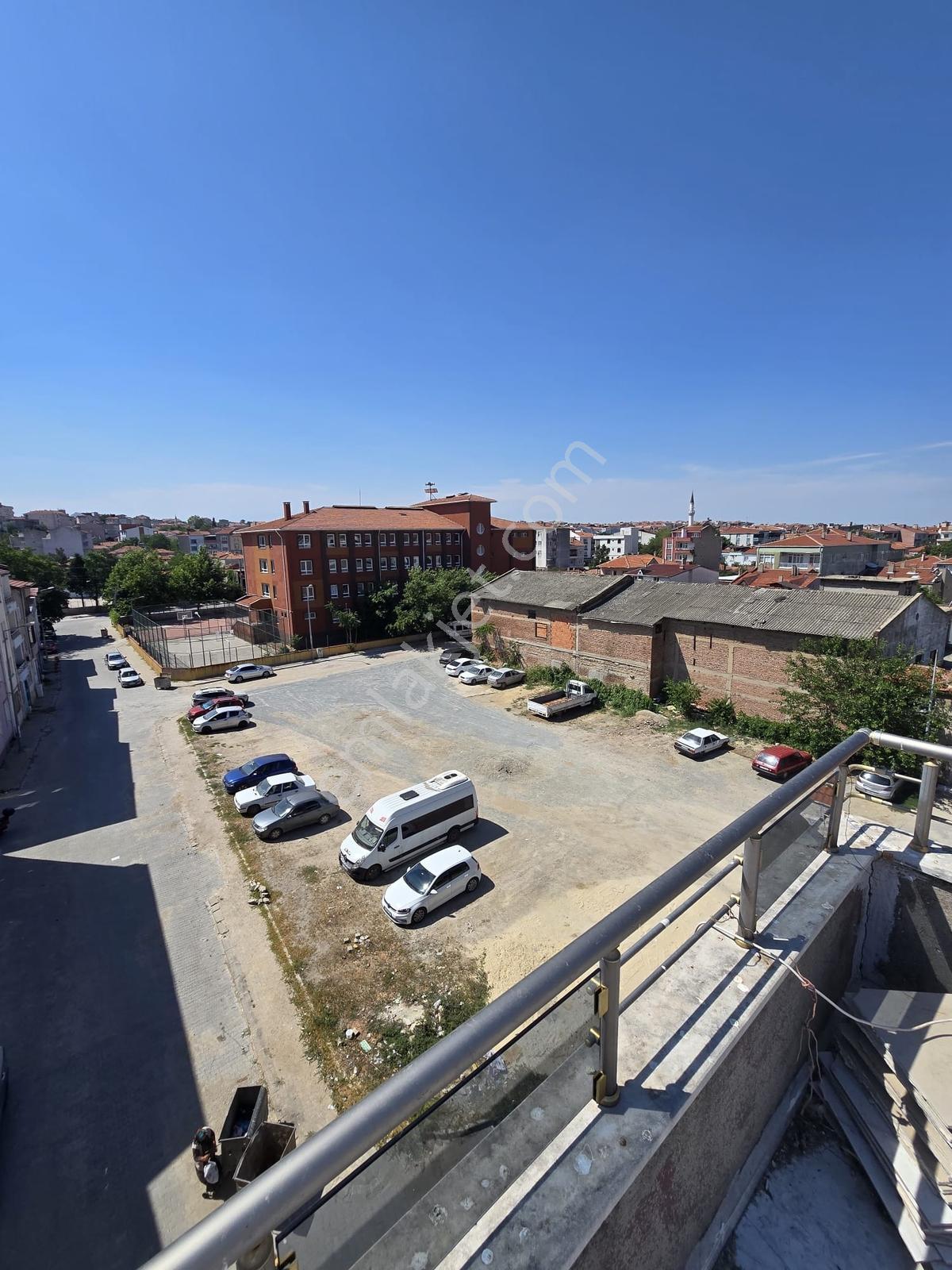 Çarşı Merkeze Yakın Satılık Teraslı Daire Vira Gayrimenkul - Görsel 16