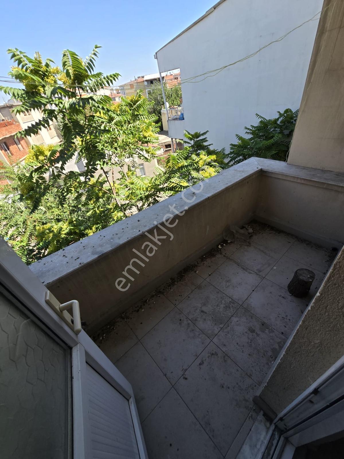 Çarşı Merkeze Yakın Satılık Teraslı Daire Vira Gayrimenkul - Görsel 8