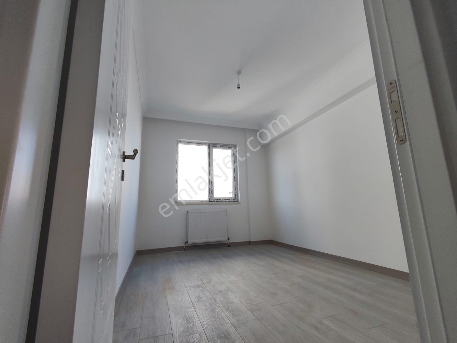 Yılmaz Gayrımenkulden Kıralık Kılerlı 180 Metre 4+1 Emsalli Sifır Daıre - Görsel 19