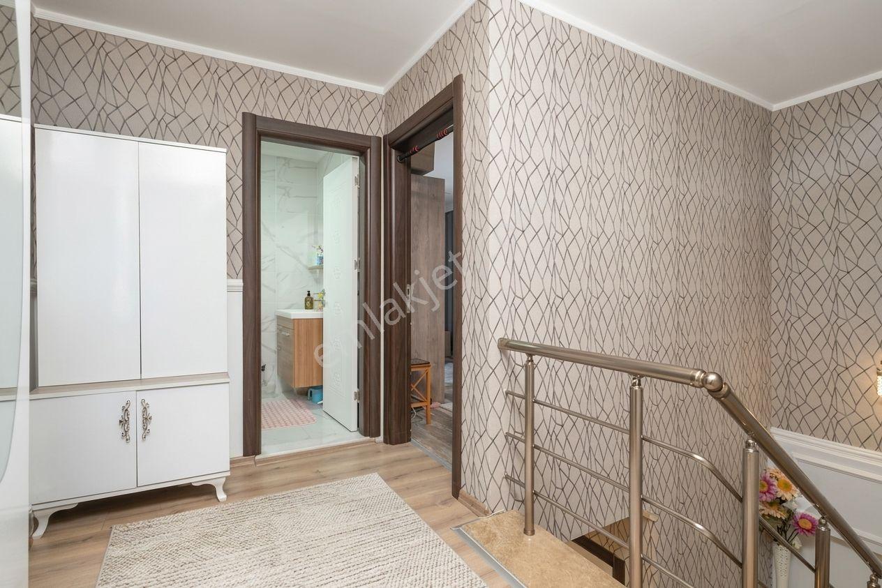 Full Eşyalı 8 Yaşında Bakımlı 200 M2 Dubleks Daire .. - Görsel 13