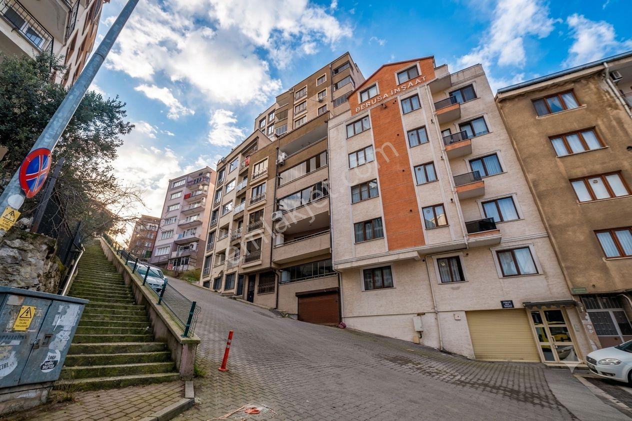 Full Eşyalı 8 Yaşında Bakımlı 200 M2 Dubleks Daire .. - Görsel 19