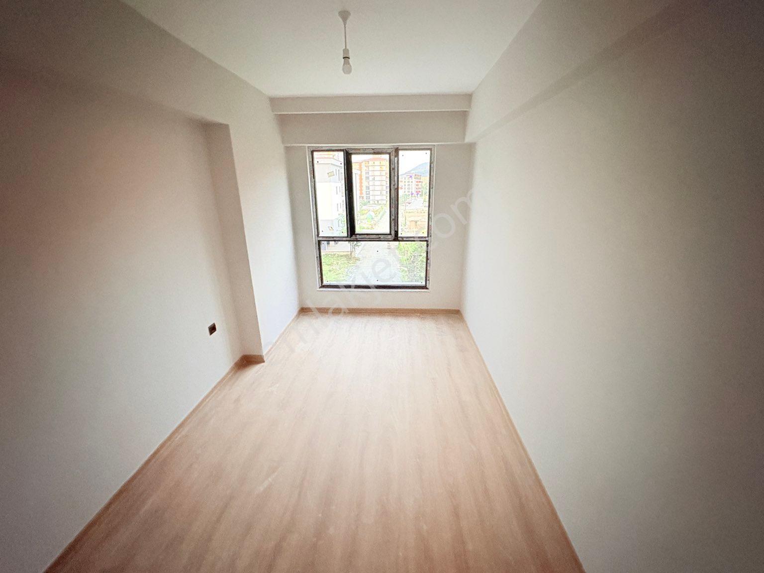 Cumhuriyette Sıfır 2+1 Sağra Arkası Asansör Ve Otopark - Görsel 23