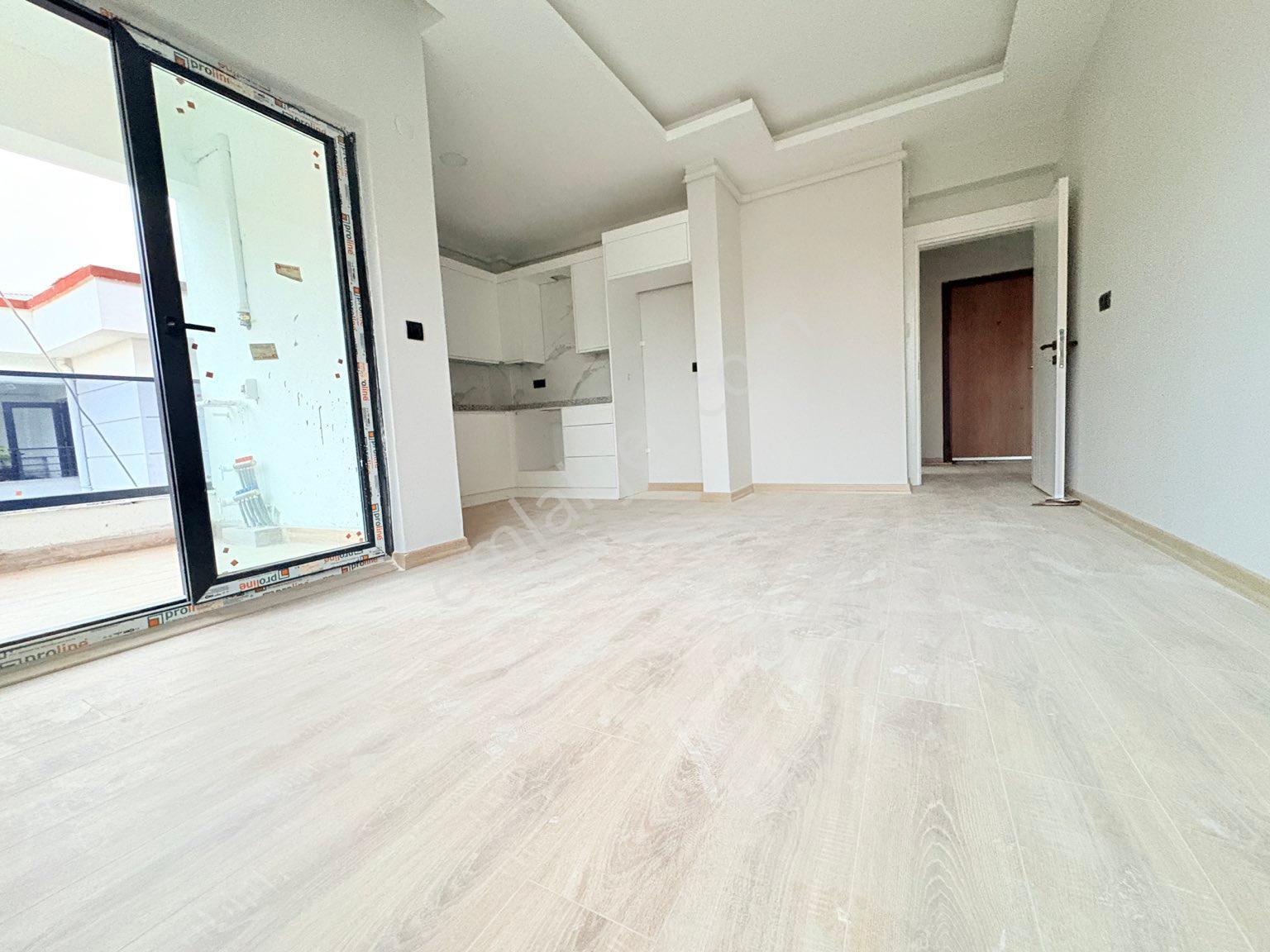 Cumhuriyette Sıfır 2+1 Sağra Arkası Asansör Ve Otopark - Görsel 11