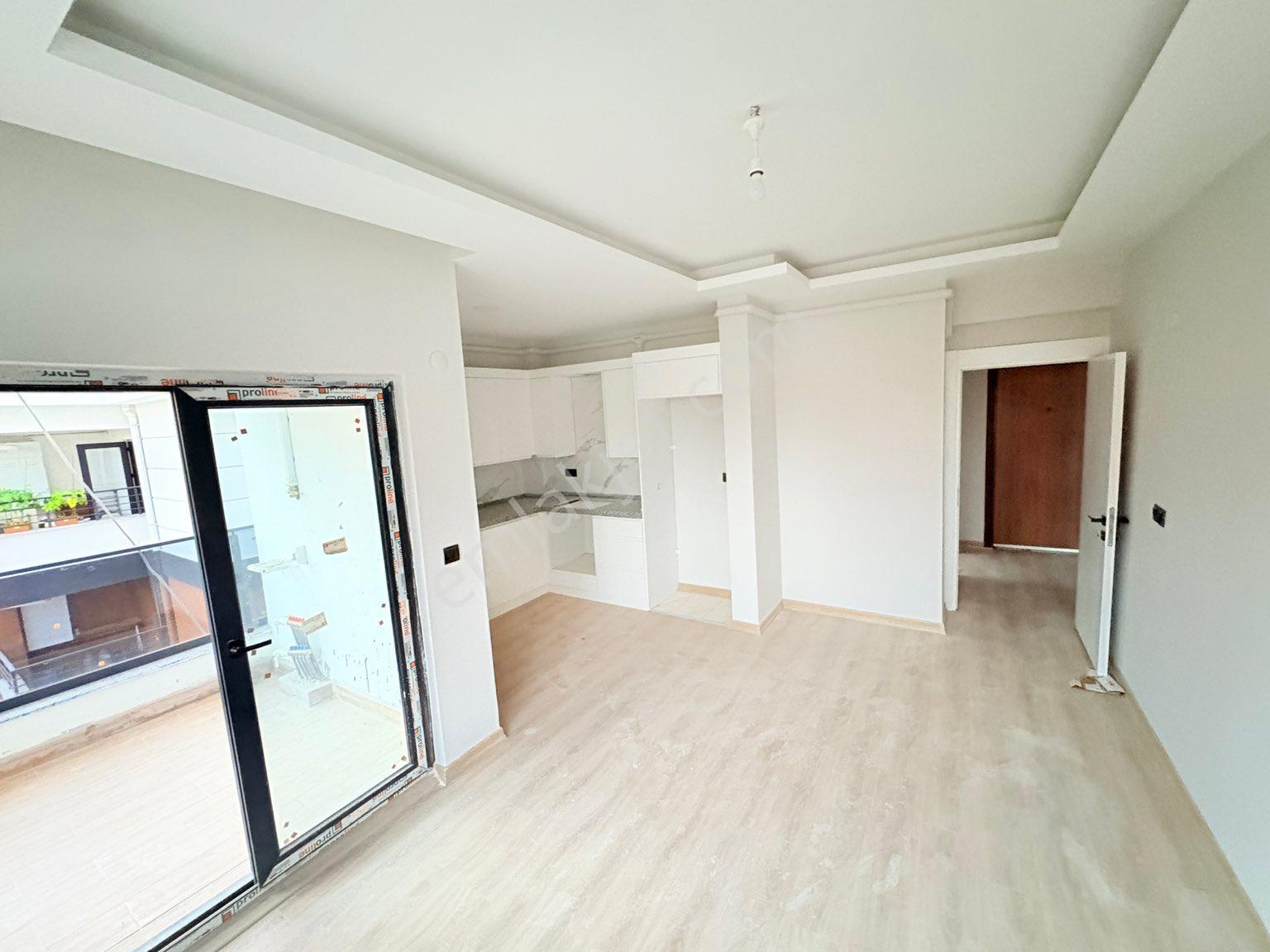 Cumhuriyette Sıfır 2+1 Sağra Arkası Asansör Ve Otopark - Görsel 7