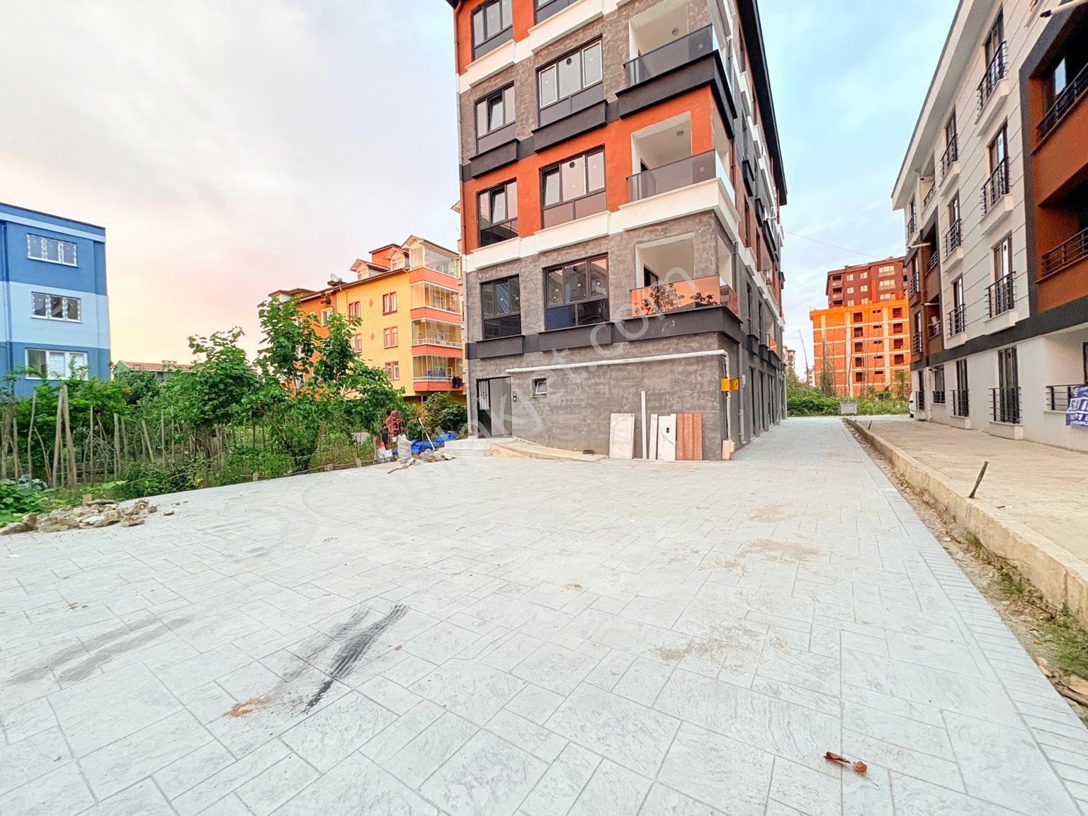 Cumhuriyette Sıfır 2+1 Sağra Arkası Asansör Ve Otopark - Görsel 3