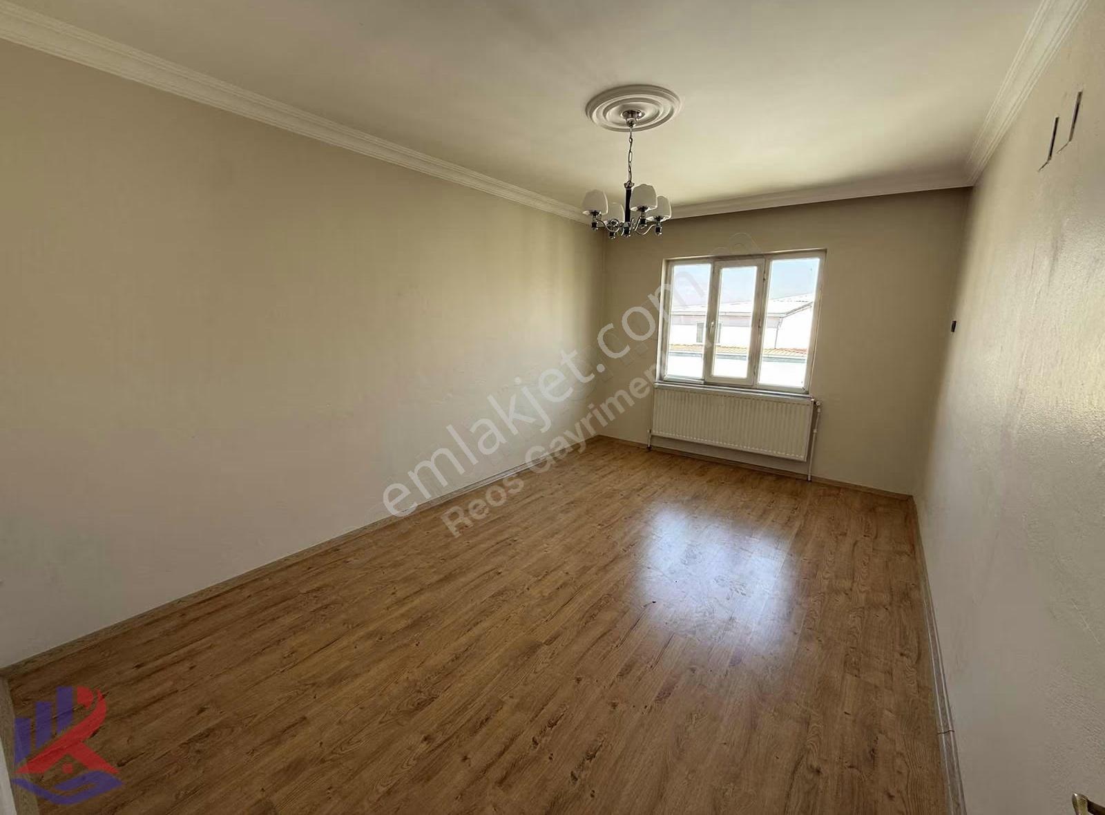 Reos Gayrimenkul'den Cadde Kenarı Kiralık Daire - Görsel 5