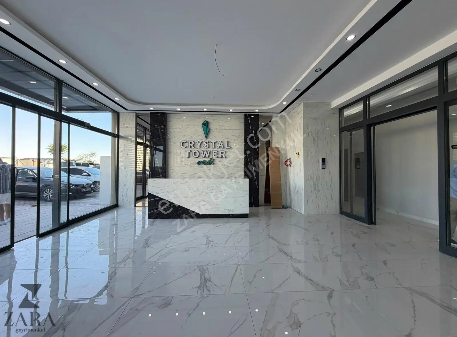 Zara | İlker Mh. Crystal Tower Sitesinde Manzaralı Ara Kat 2+1