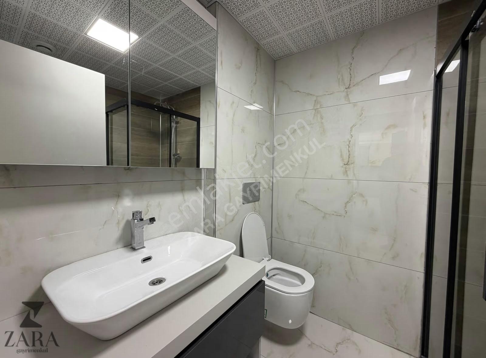 Zara | İlker Mh. Crystal Tower Sitesinde Manzaralı Ara Kat 2+1 - Görsel 2