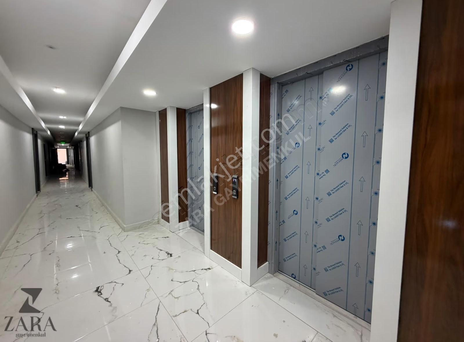 Zara | İlker Mh. Crystal Tower Sitesinde Manzaralı Ara Kat 2+1 - Görsel 30