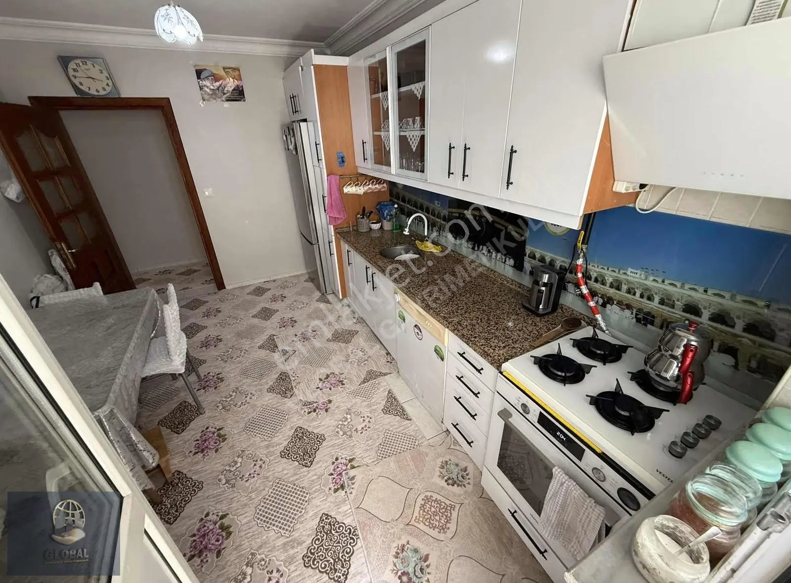 Hürriyet Site İçi 3+1 Masrafsız 160m2 Kilerli Çift Balkon Arakat - Görsel 2