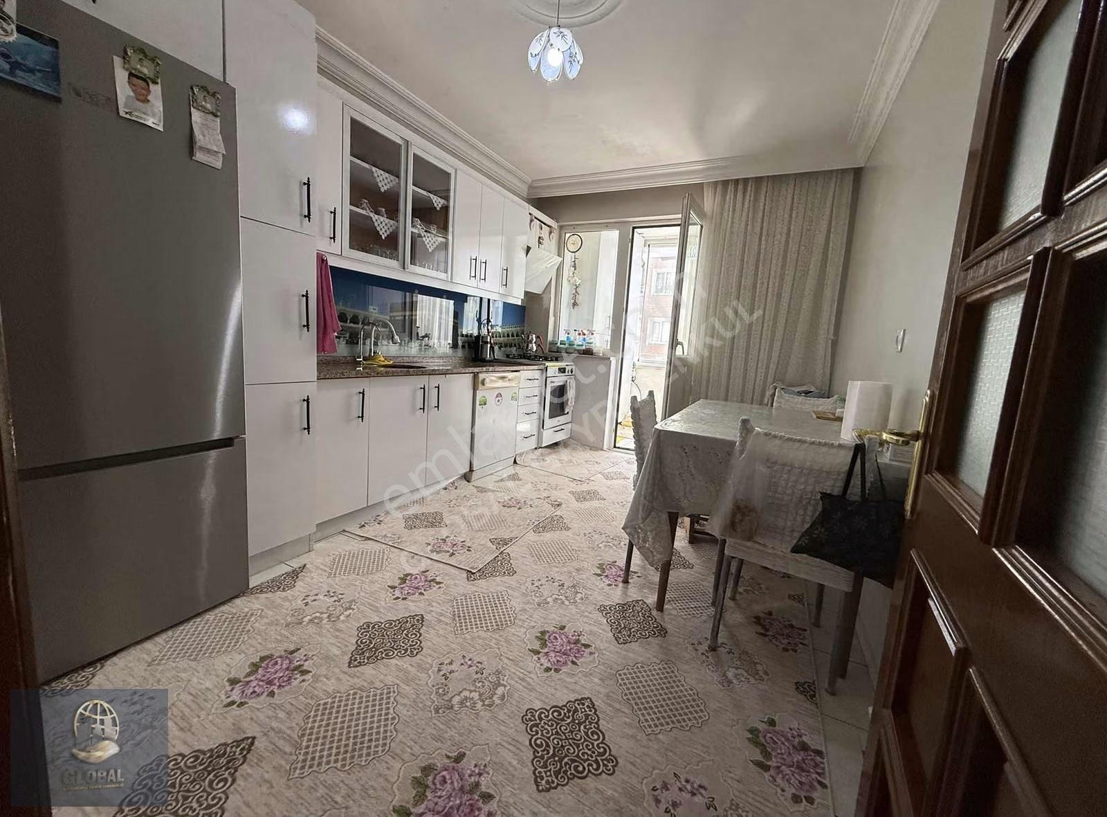 Hürriyet Site İçi 3+1 Masrafsız 160m2 Kilerli Çift Balkon Arakat - Görsel 7