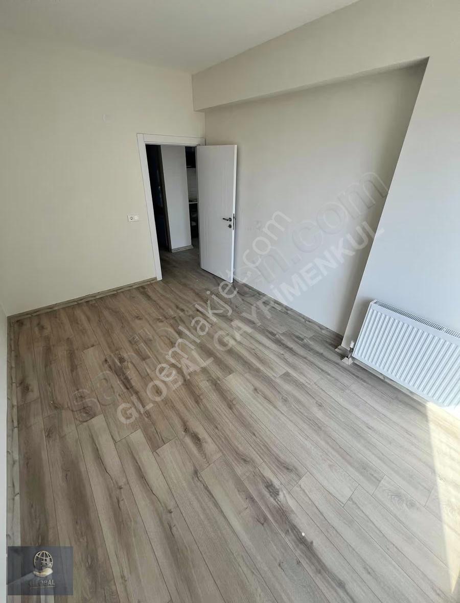 Hürriyet Havuzlu Güvenlikli Lüx Site İçi 1+1 Arakat Balkonlu - Görsel 5