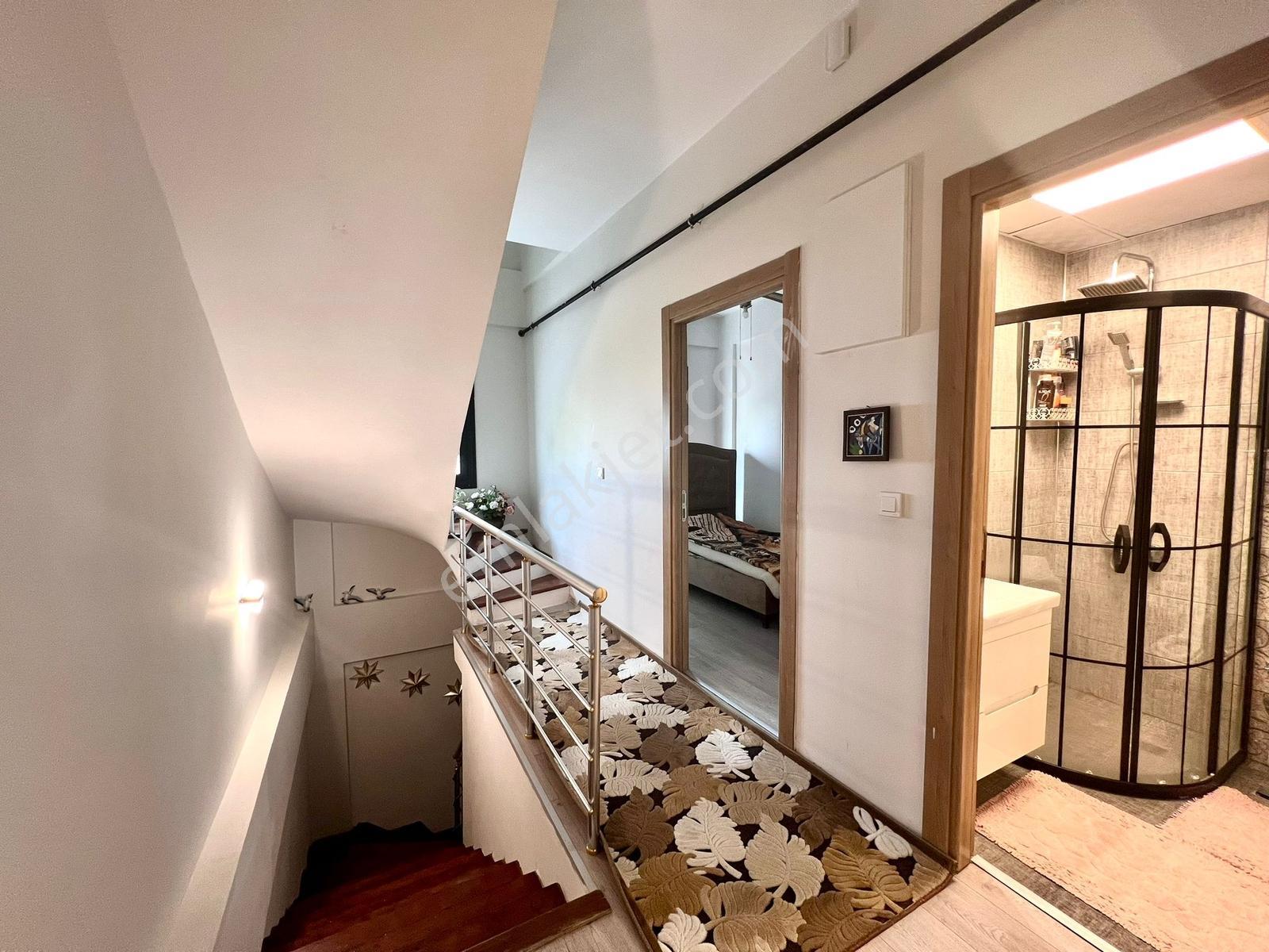 Gaziemir Beyazevlerde Optimum Yakını Satılık Villa - Görsel 15