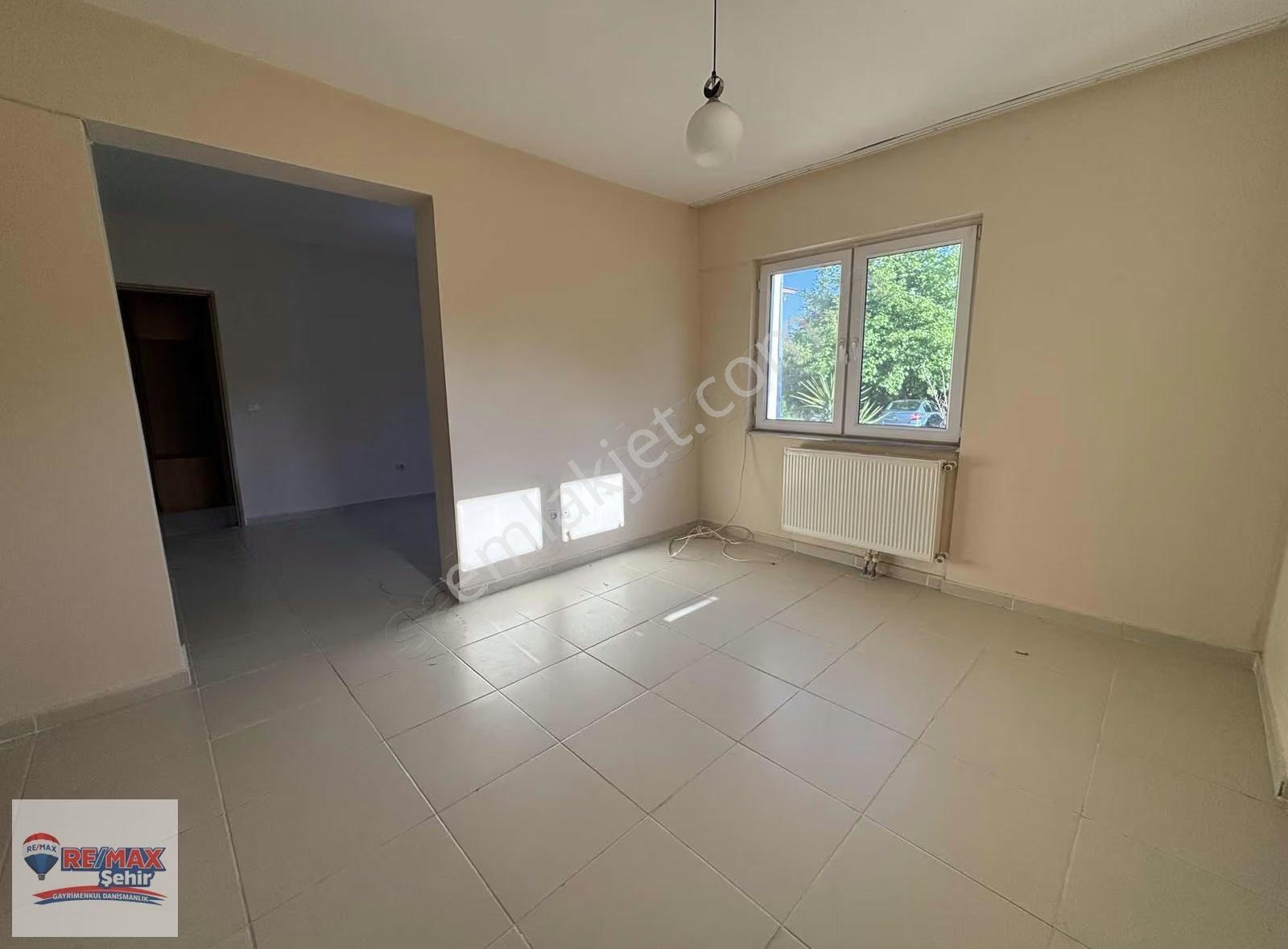 Remax Şehir Çalıca Kalıcı Konutlarında Yüksek Giriş Satılık 2+1 - Görsel 18