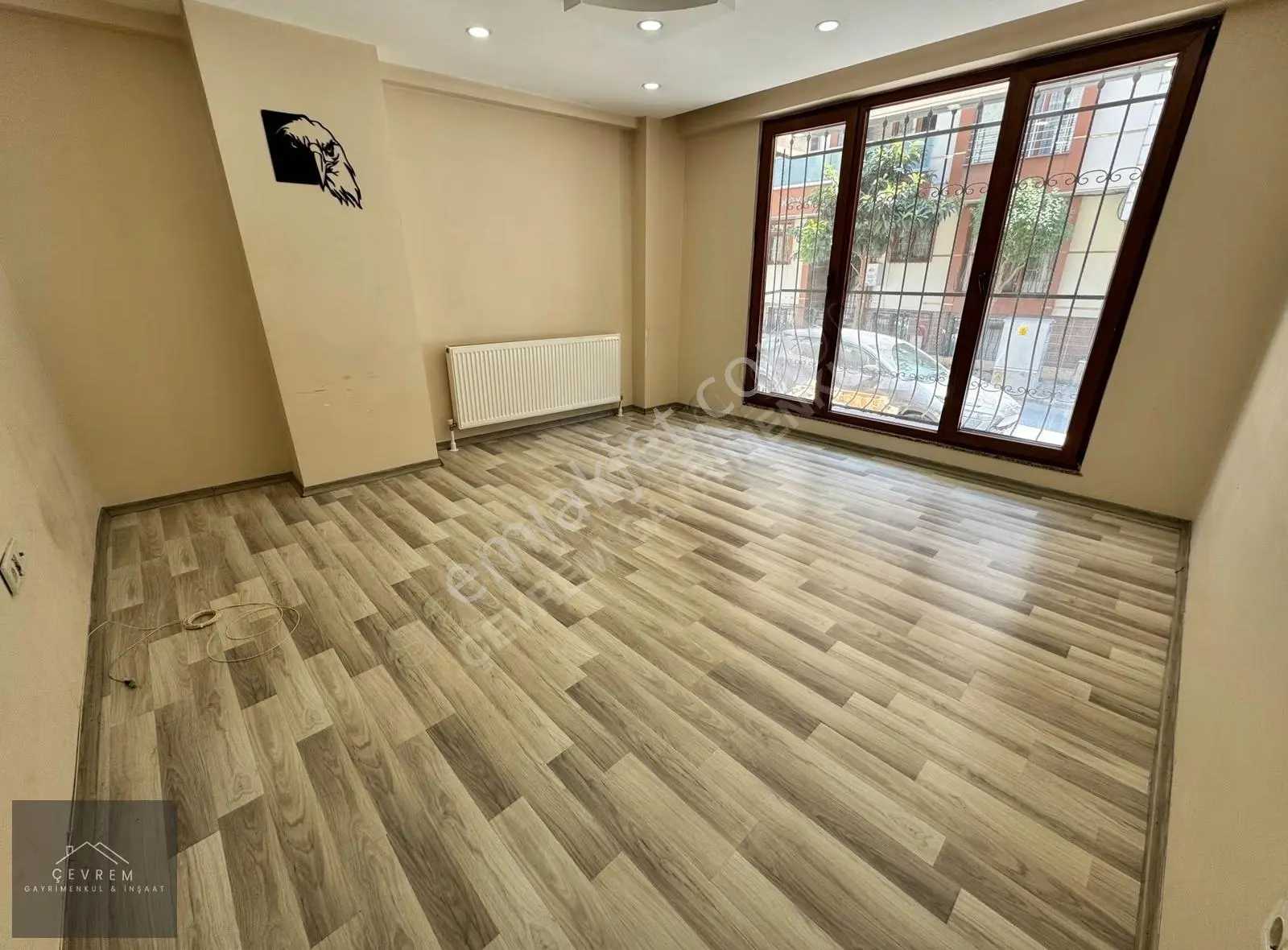 *çevrem* Yeşilova'da Metrobüse Yakın Harika Konumda 1+1 60m²