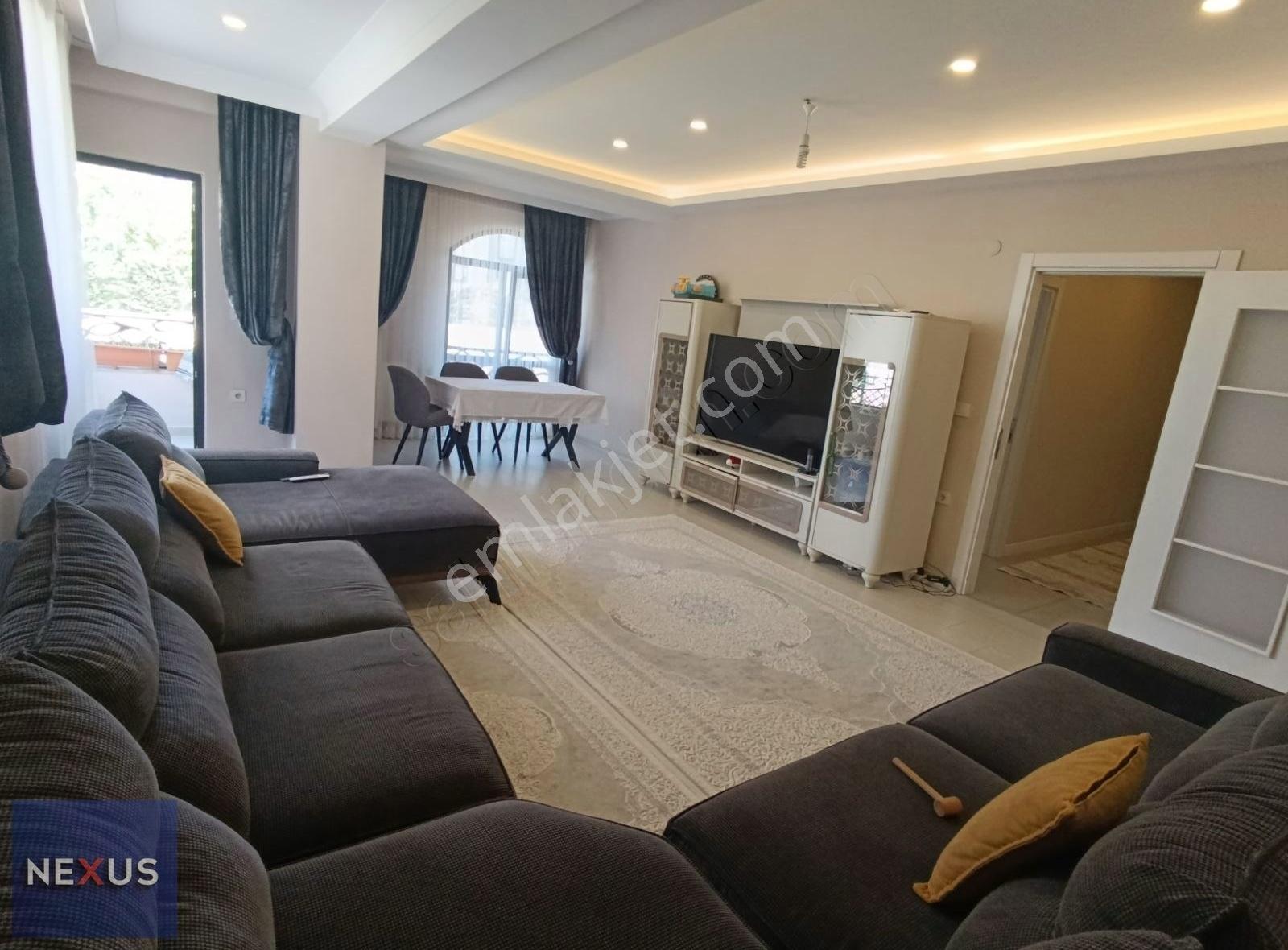 Sultanbeyli Bey Konakları Sitesinde Satılık 3+2 Ara Dublex Daire - Görsel 2