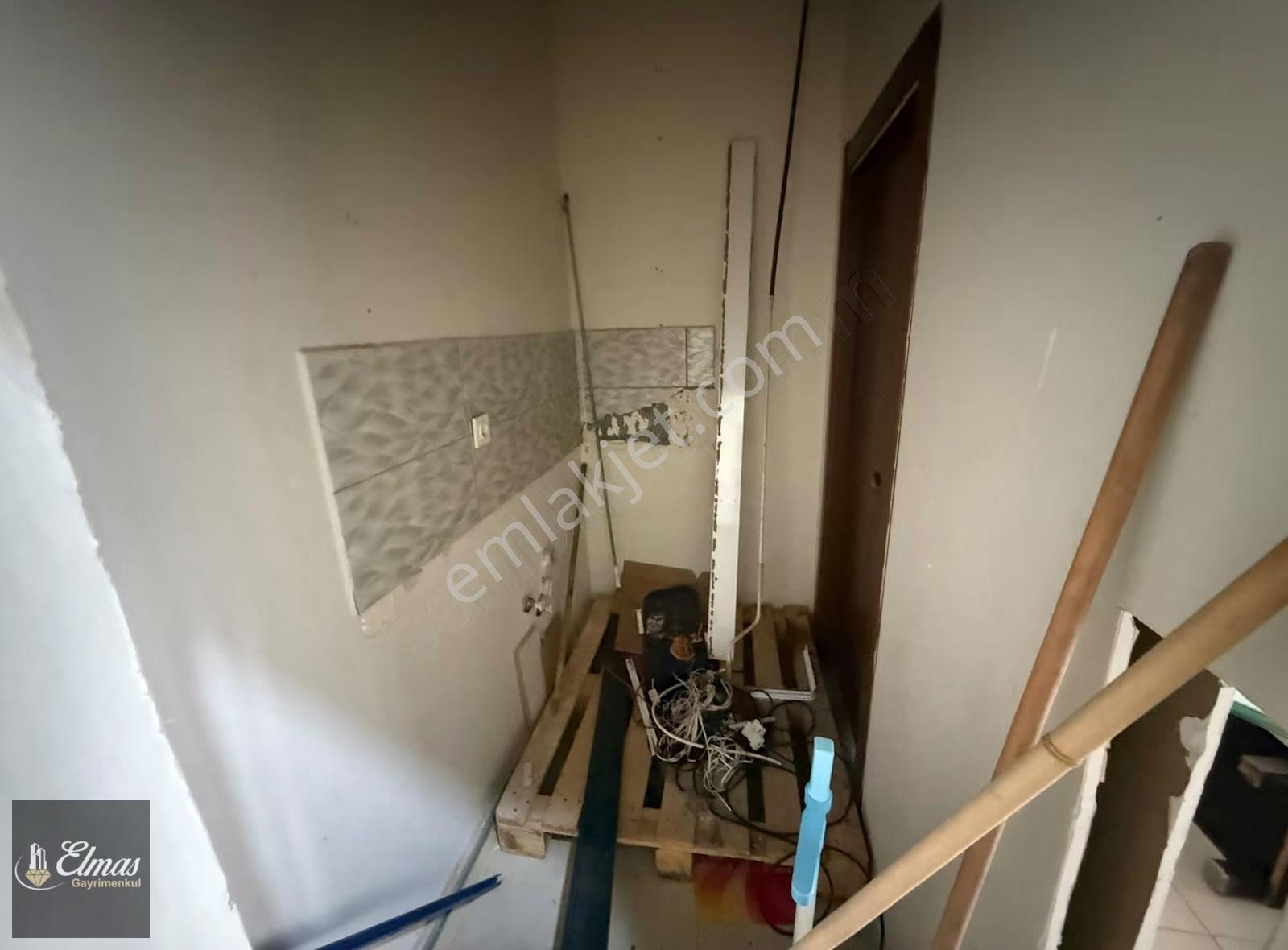 Elmas Emlaktan Satılık Cadde Cepheli Köşe Başı Dükkan - Görsel 3