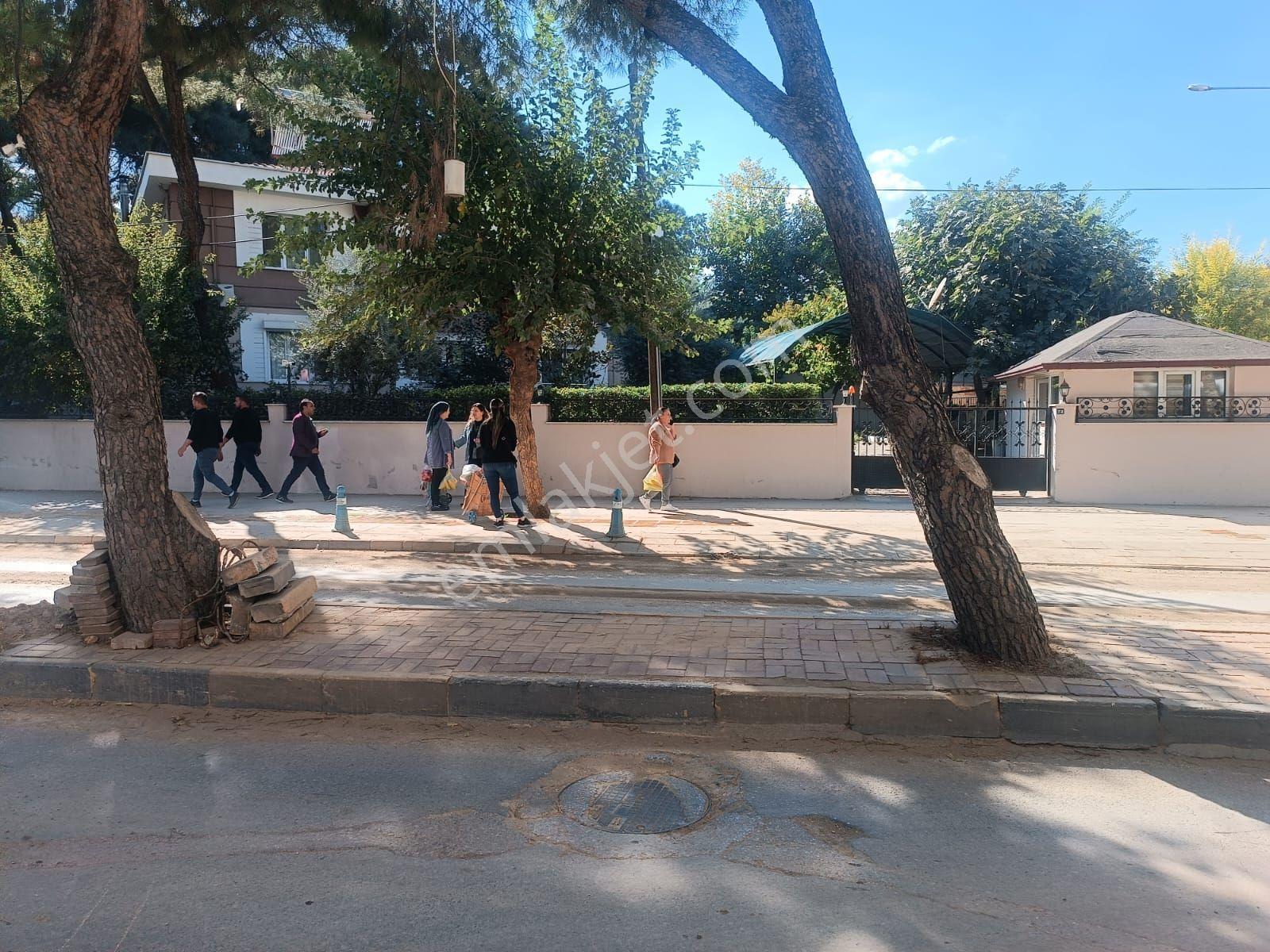 Alaşehir Yenice Mahallesi’nde Merkezi Konumda 36 M2 Satılık İşyeri - Görsel 2