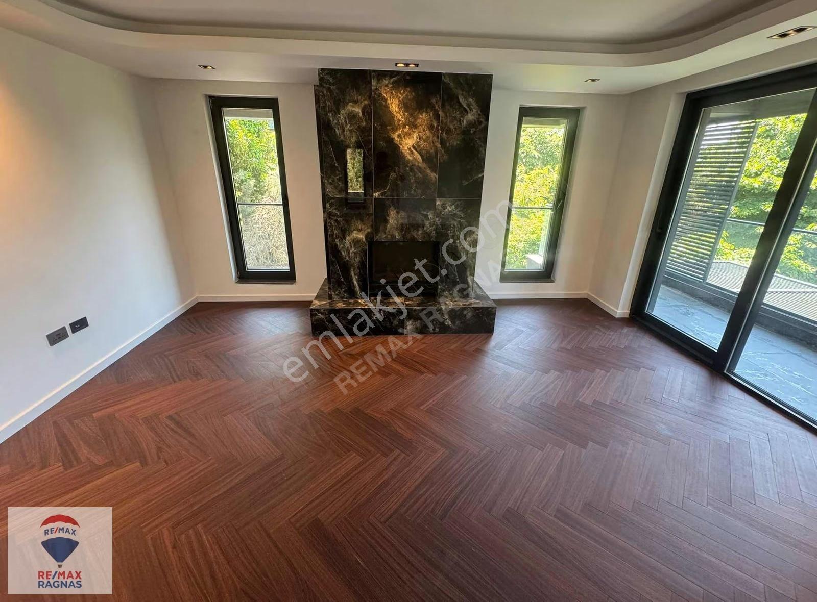 Remax Ragnas'tan Tek Yetkili Modern Revize Edilmiş Villa - Görsel 32