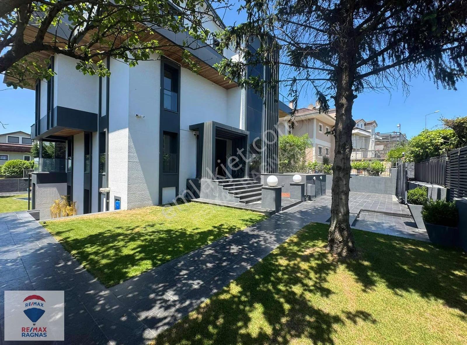 Remax Ragnas'tan Tek Yetkili Modern Revize Edilmiş Villa - Görsel 12