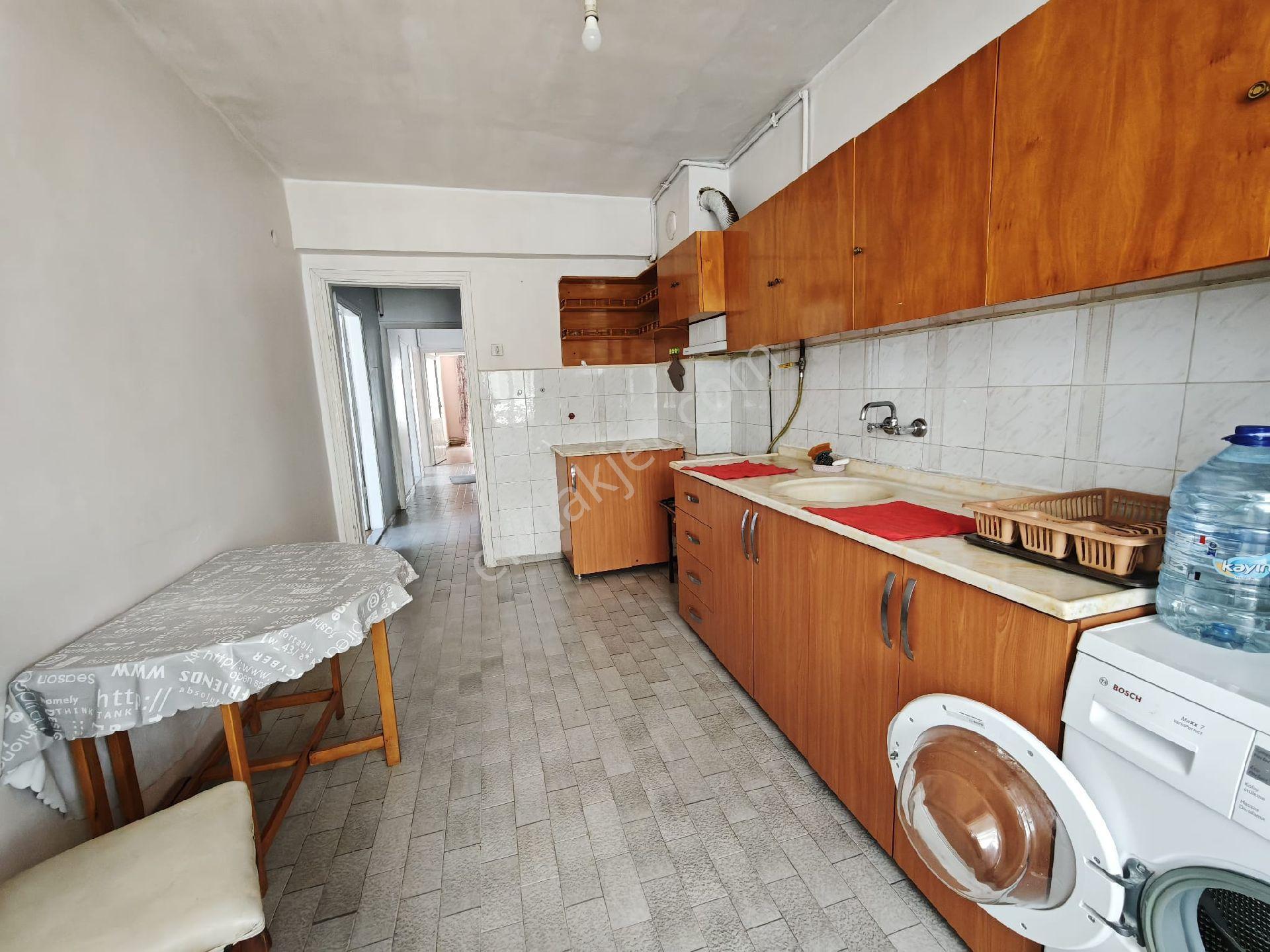 Türkiş Kiralık Asansörlü Arakat Daire - Görsel 9