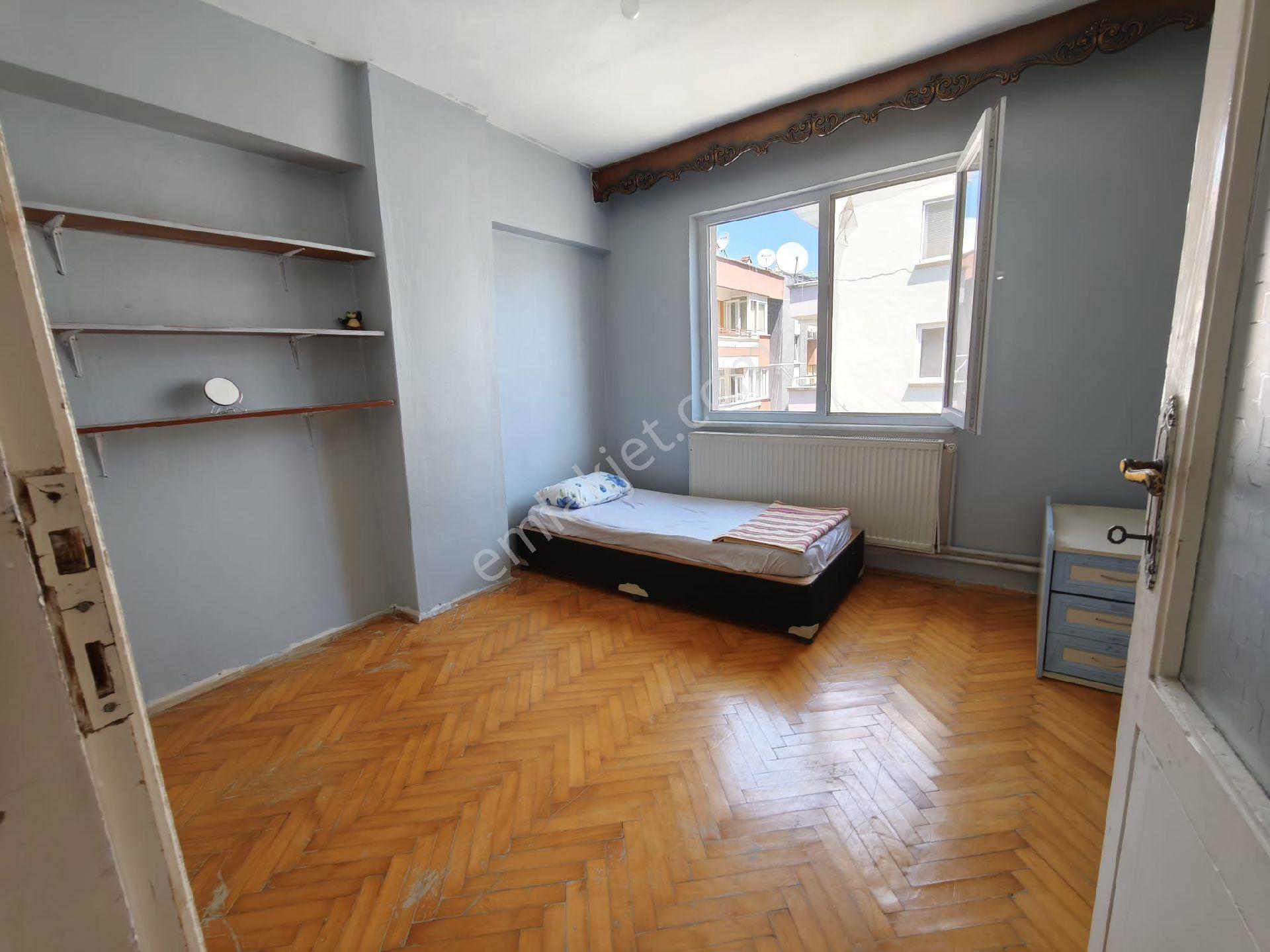 Türkiş Kiralık Asansörlü Arakat Daire