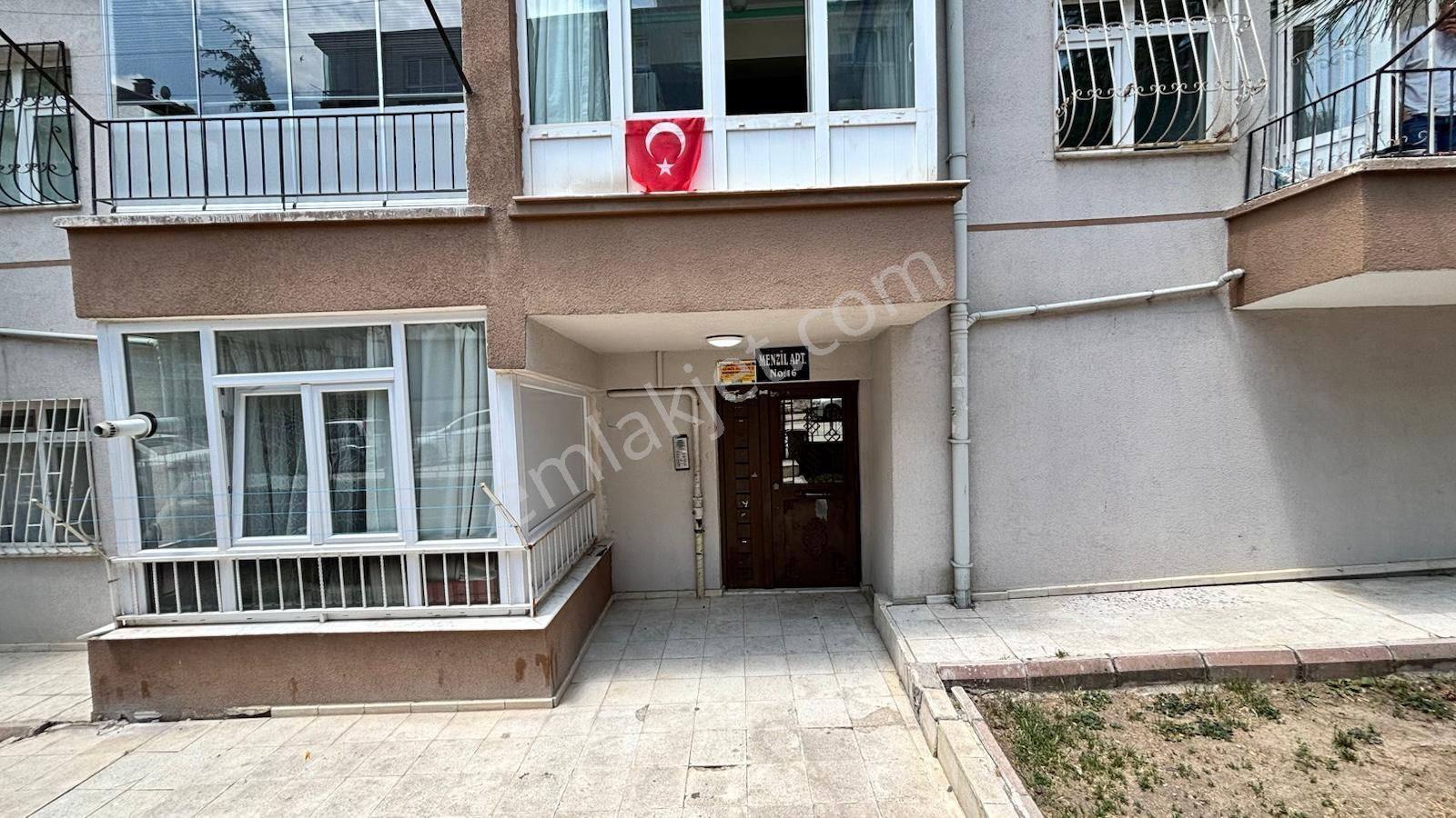 Bağlum Kafkas Mahallesi 3+1 Bağımsız Salon - Görsel 18